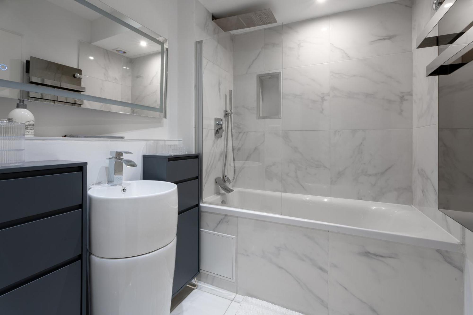 Le Yona Mirabeau - T3 Atypique Situe Dans Le Centre Historique - Proche Rotonde Apartment *