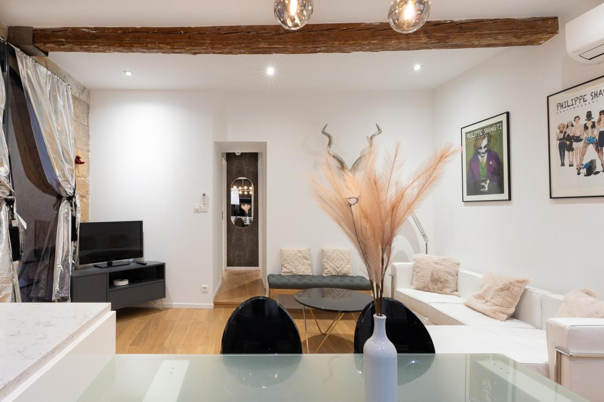 Le Yona Mirabeau - T3 Atypique Situe Dans Le Centre Historique - Proche Rotonde Apartment Aix-en-Provence